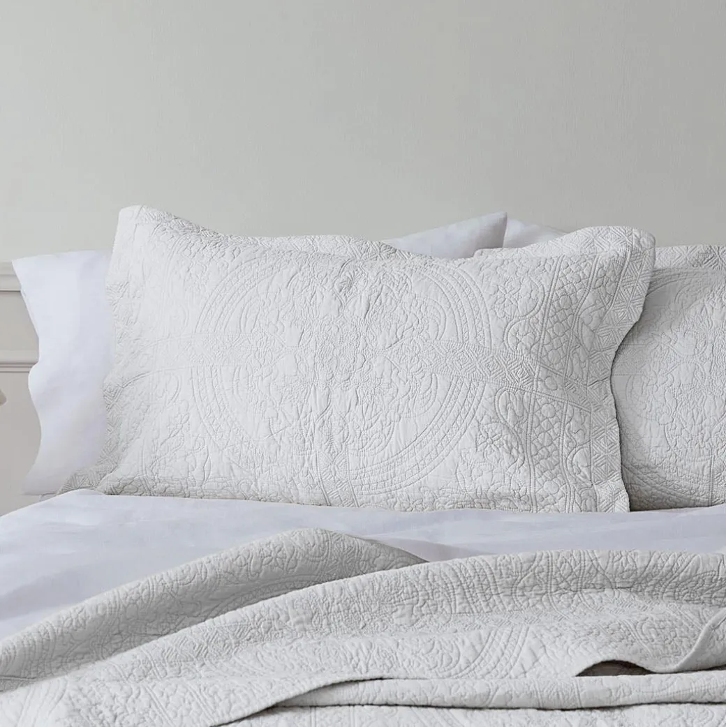 Artemida Bedspread - White