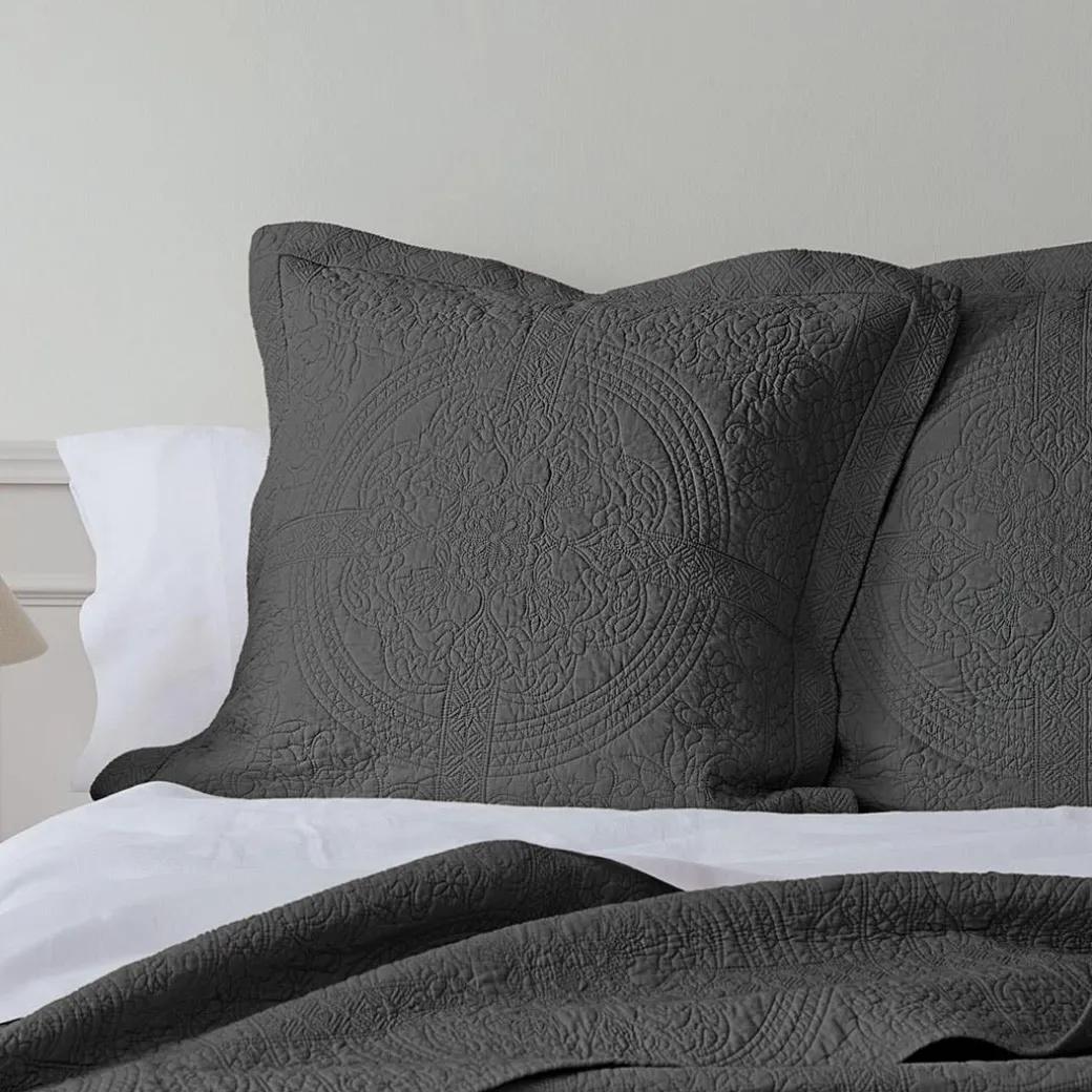 Artemida Bedspread - White