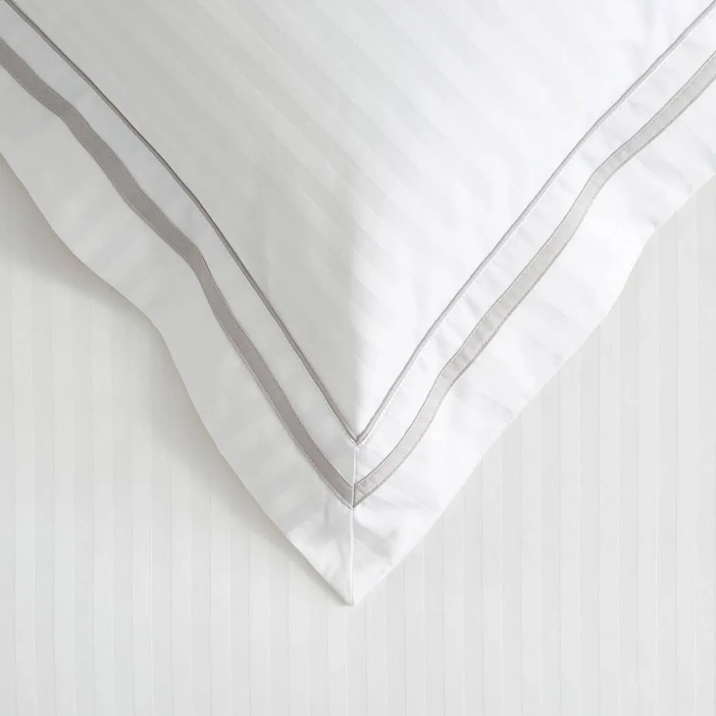 Cambridge 800TC Egyptian Cotton Quilt Cover - White Silver