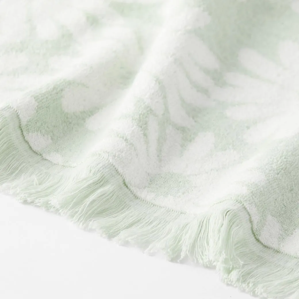 Daisy Towel - Blush