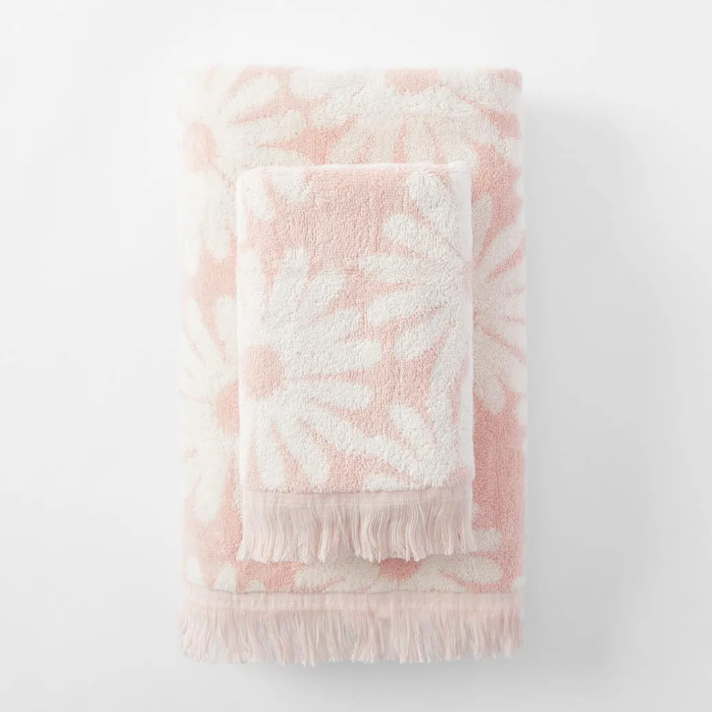 Daisy Towel - Blush