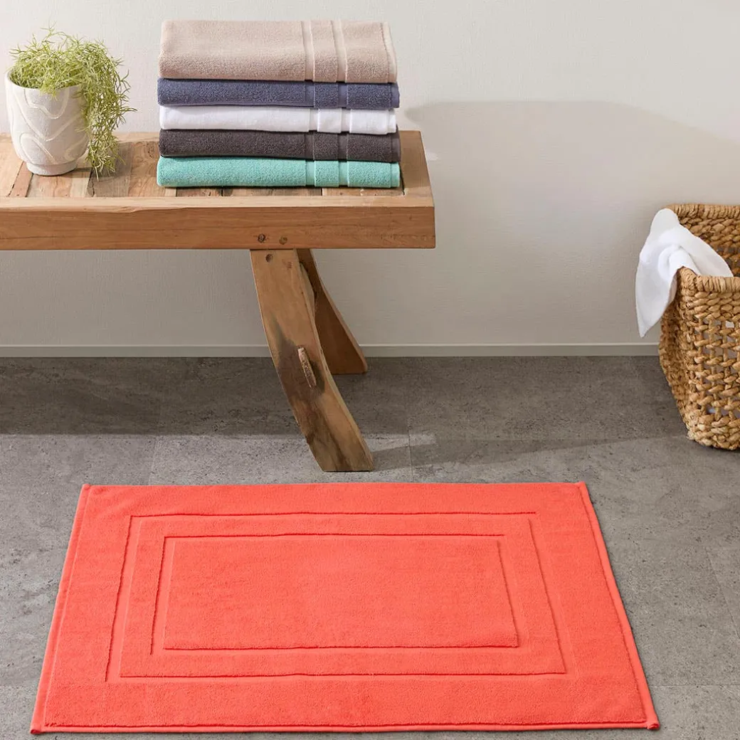 Egyptian Luxury Towel - Coral Red