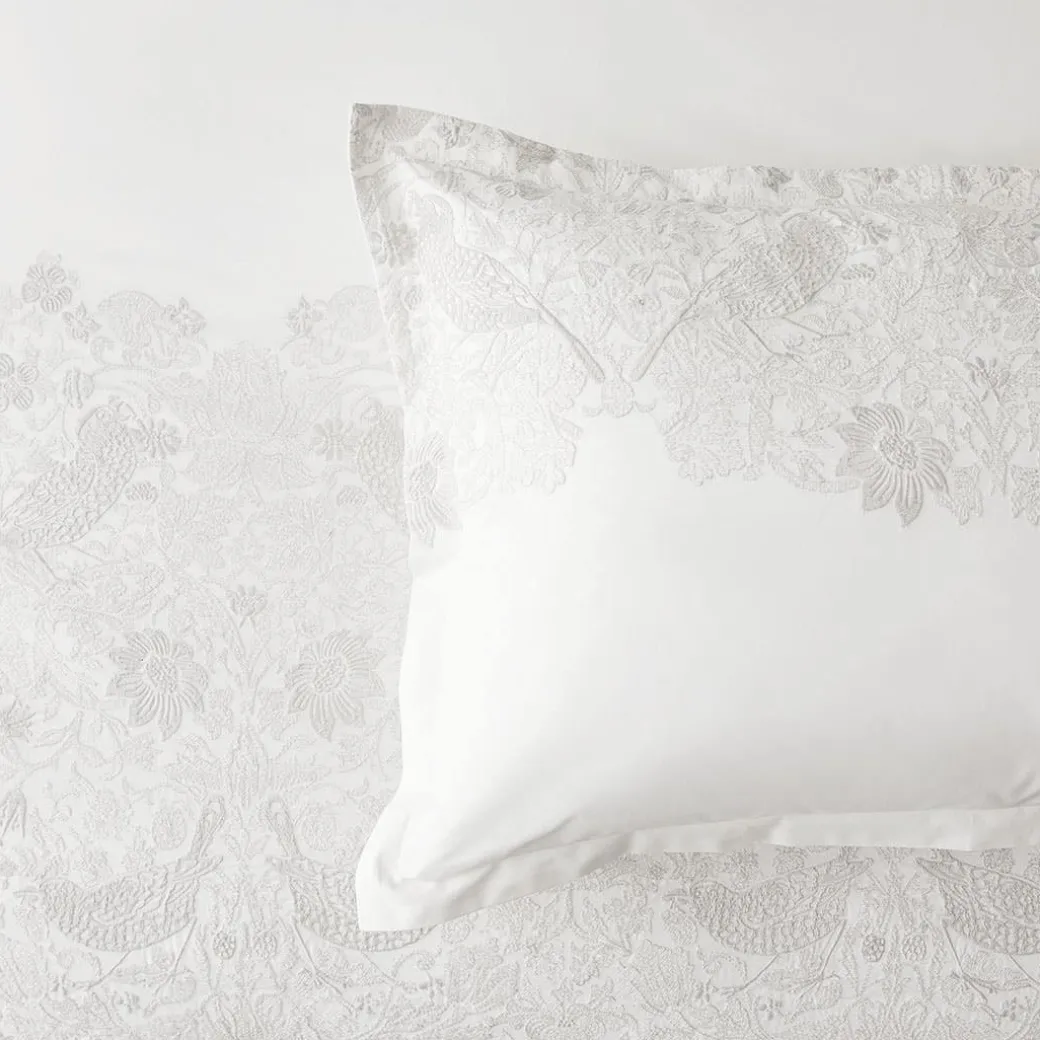 Embroidered Strawberry Thief Quilt Cover