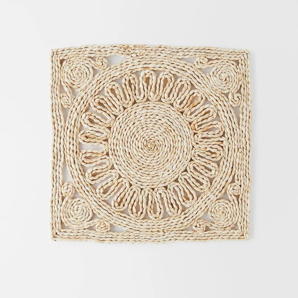 Fancy Florette Napery