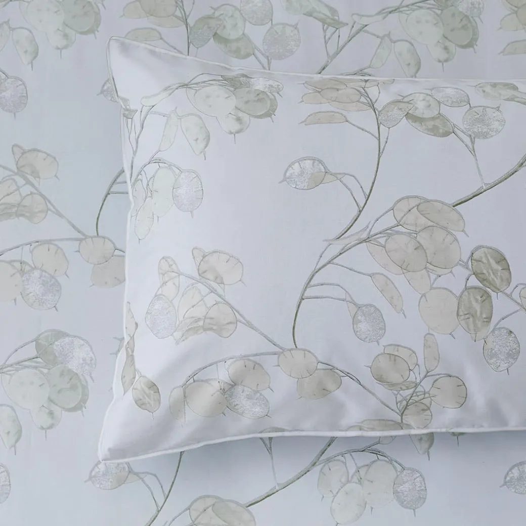 Honesty Quilt Cover