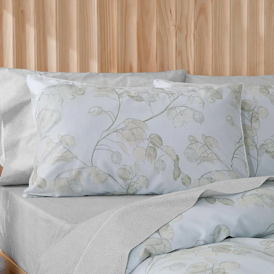 Honesty Quilt Cover