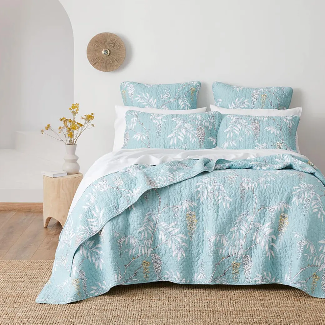 Japanese Flower Bedspread