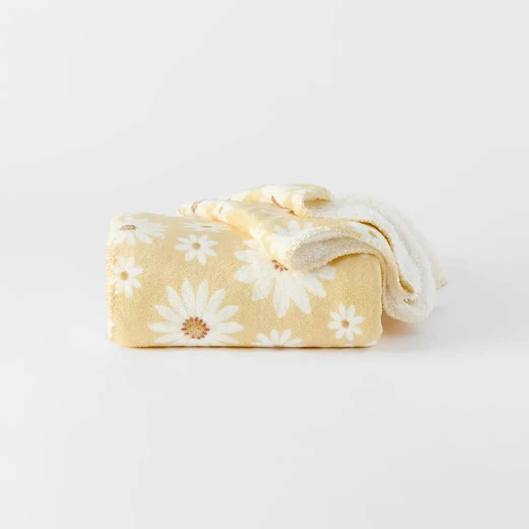 Marguerite Sherpa Throw