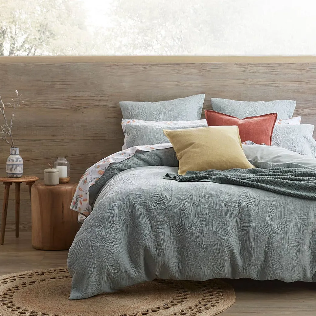 Palm Leaf Quilt Cover