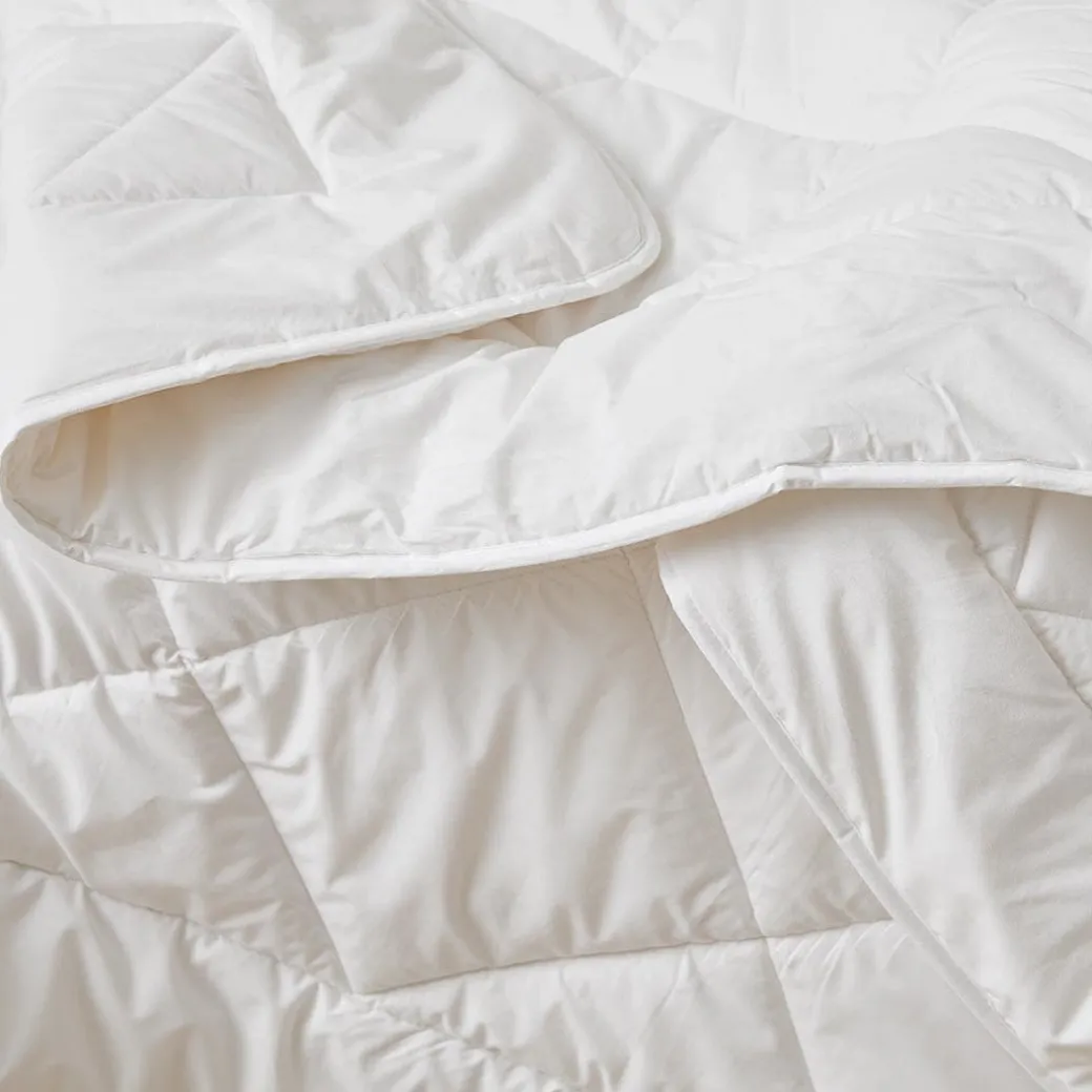 Pure New Wool Quilt