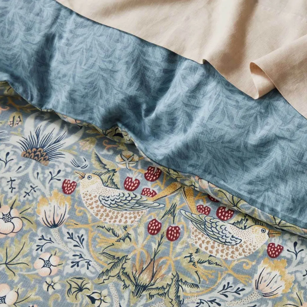 Strawberry Thief Quilt Cover - Chocolate
