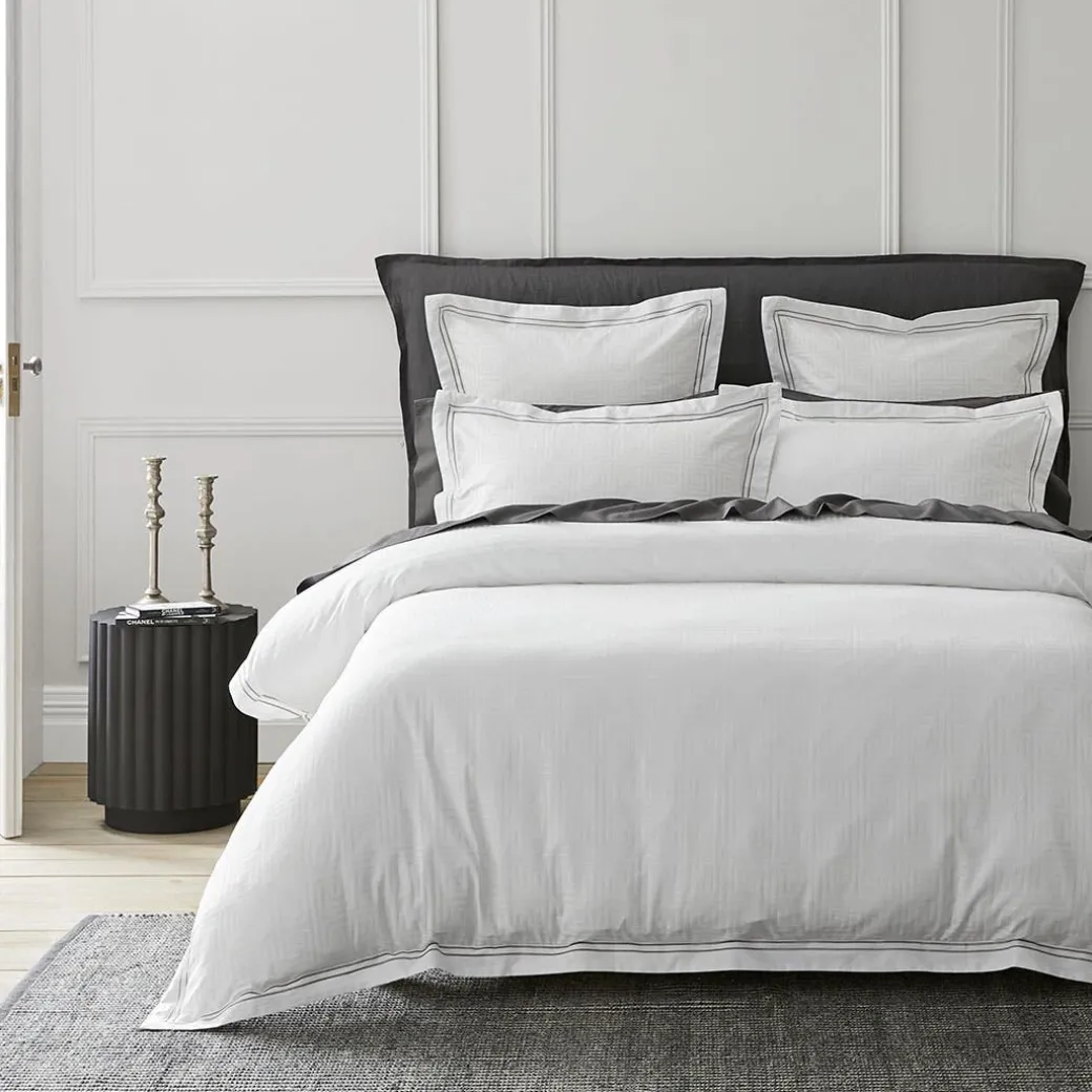 Winchester Quilt Cover