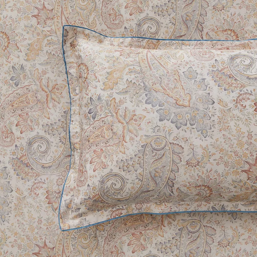 Yasmina Quilt Cover